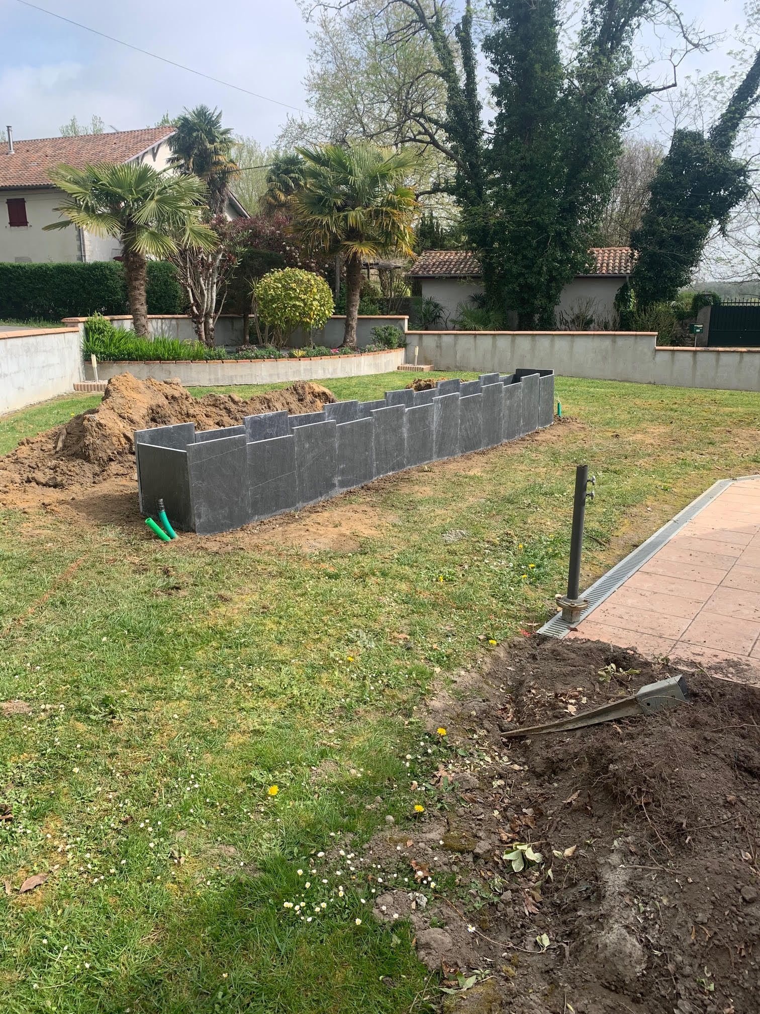 Réalisation d&rsquo;une terrasse en pin du nord sur Capbreton