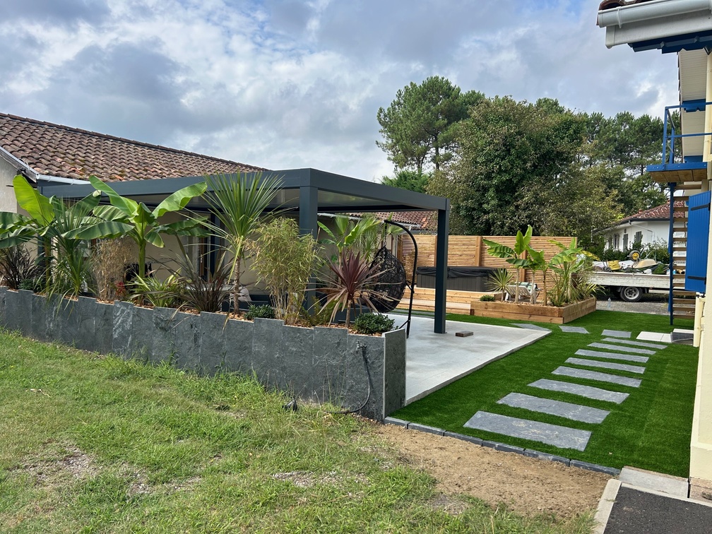 Aménagement Paysager autour d&rsquo;un Spa à Linxe