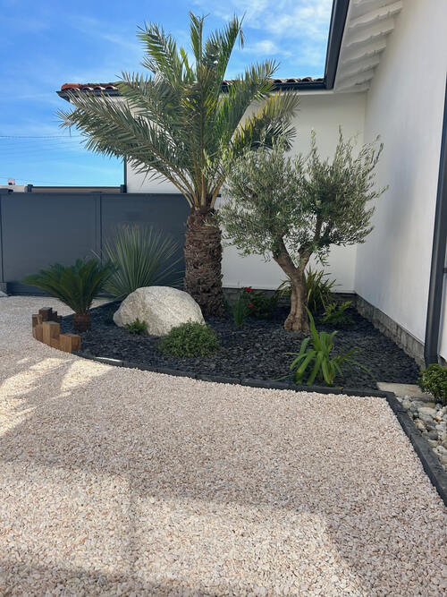 jardin type méditerranéen à Tarnos