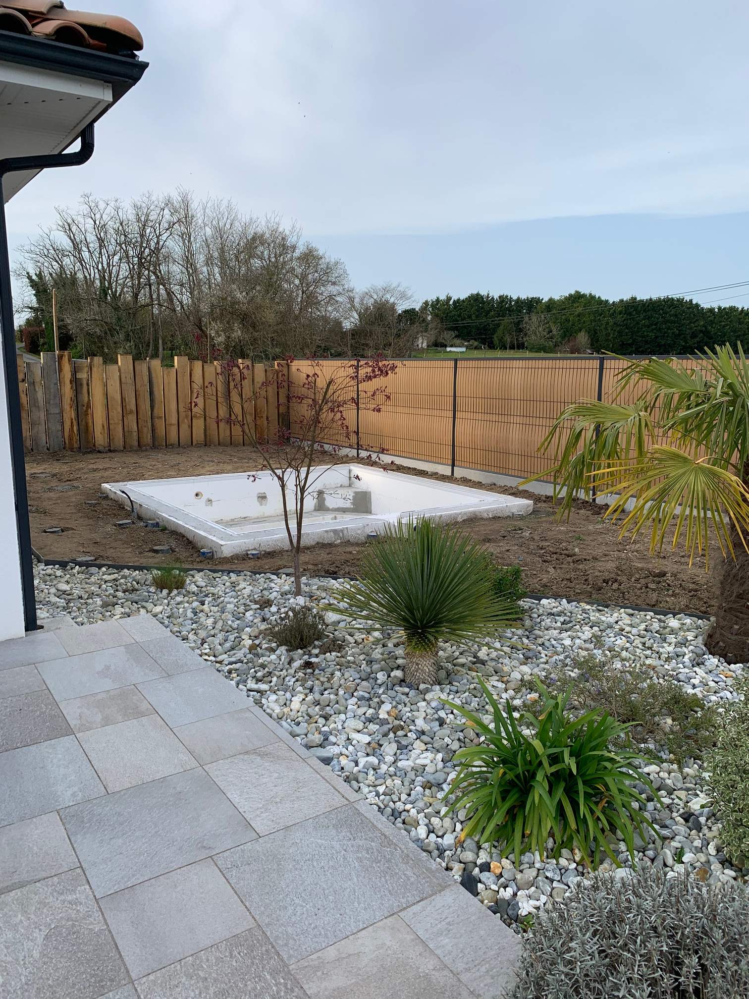 Création de piscine et d&rsquo;une terrasse bois à Orist