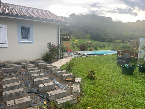 Tour de piscine avant travaux