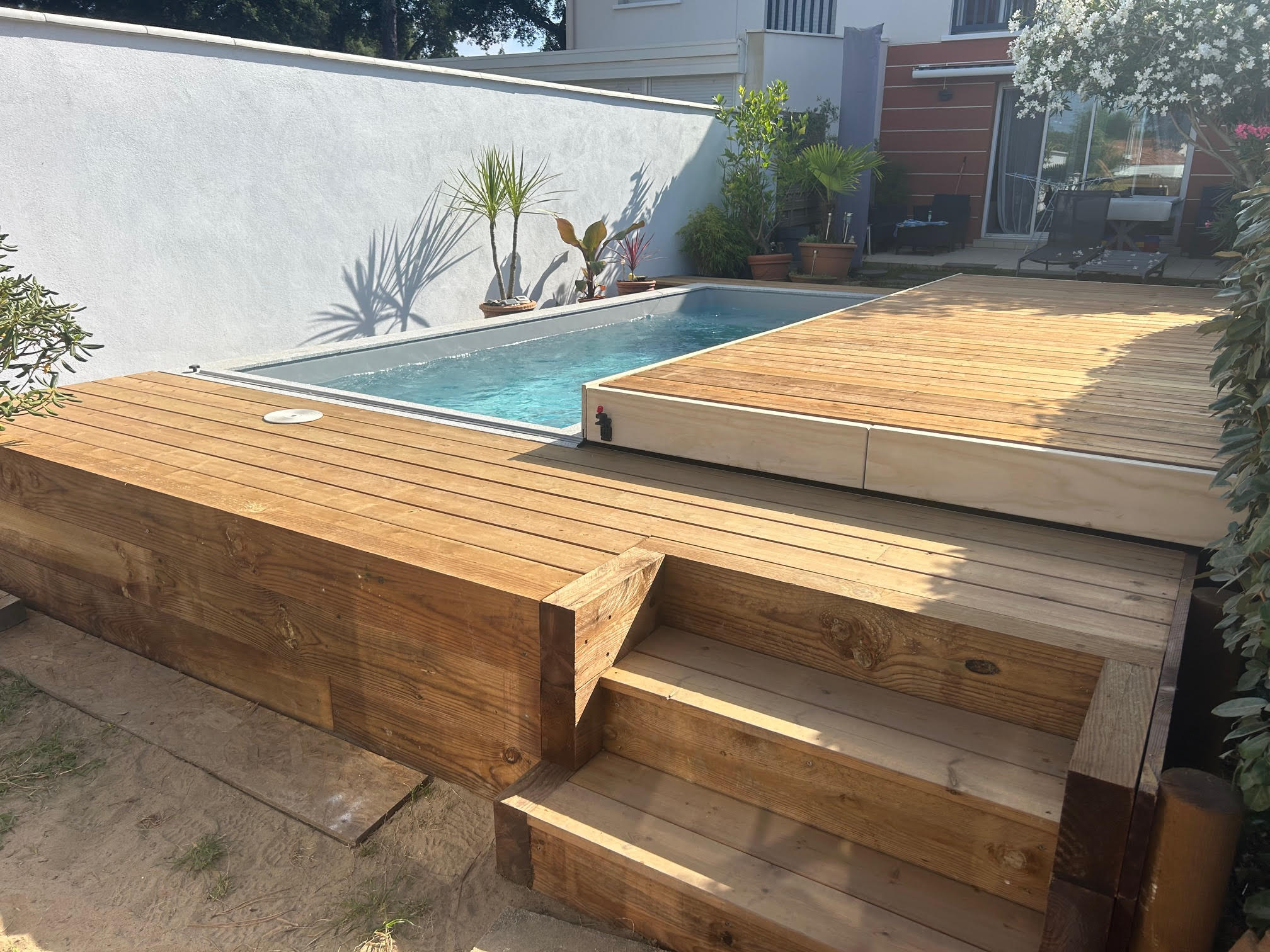 Création d’une Terrasse Bois avec Structure Mobile  à Dax par Inter Exter